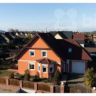 Prodej rodinného domu 145 m² Nupaky, Sadová