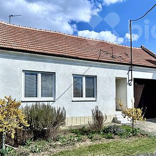 Prodej rodinného domu 85 m&sup2; Strážovice