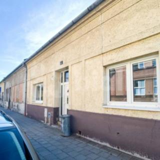 Prodej rodinného domu 156 m² Prostějov, Husovo nám.