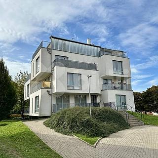 Pronájem bytu 3+kk 182 m² Říčany