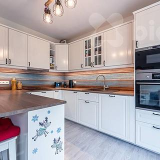 Prodej bytu 4+kk 86 m² Mníšek pod Brdy, V Edenu