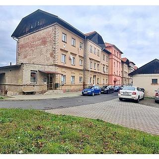 Pronájem bytu 2+1 60 m&sup2; Žatec