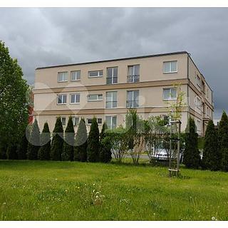 Pronájem bytu 1+kk a garsoniéry 45 m² Rokycany Plzeňské Předměstí, Lužická