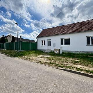 Prodej rodinného domu, 150m&sup2;