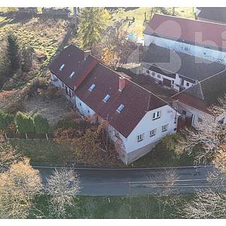 Prodej rodinného domu 460 m² Dřešín