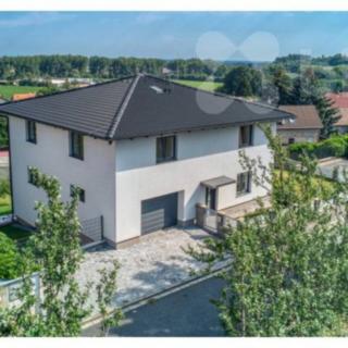 Prodej rodinného domu 276 m² Radim