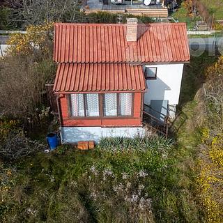 Prodej chaty 38 m² Praha Točná, Mezi chatami