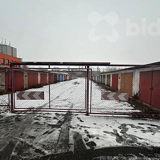 Pronájem garáže 21 m² Hradec Králové Pražské Předměstí