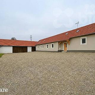 Prodej rodinného domu 300 m² Žárovná