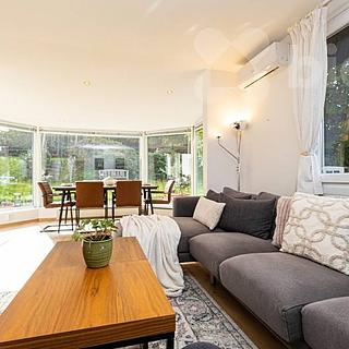 Prodej rodinného domu 280 m&sup2; Zvole