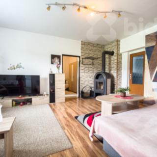 Prodej bytu 3+1 80 m² Dvůr Králové nad Labem, V Zahrádkách