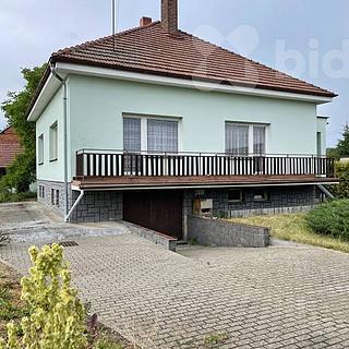 Prodej rodinného domu 263 m² Kněžice