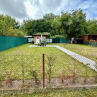 Prodej zahrady 298 m² Pardubice Nové Jesenčany