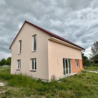 Prodej rodinného domu 140 m² Dolní Roveň