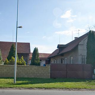 Prodej rodinného domu 100 m² Dymokury, 1. máje