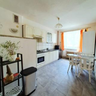 Prodej bytu 3+1 80 m² Malovice
