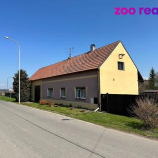 Pronájem rodinného domu 227 m² Ročov