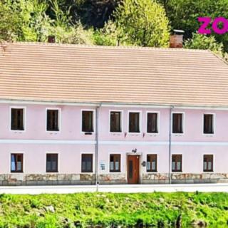 Prodej hotelu a penzionu 455 m² Rožmberk nad Vltavou