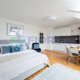 Prodej bytu 1+kk a garsoniéry 30 m² Praha Nové Město, Příčná