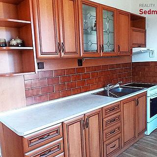 Prodej bytu 3+1 67 m² Žďár nad Sázavou 4, Nezvalova