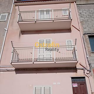 Prodej rodinného domu, 184m&sup2;