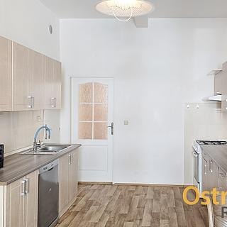 Pronájem bytu 1+1 52 m² Ostrava Moravská Ostrava, Veleslavínova