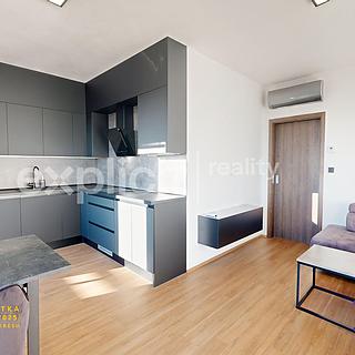 Pronájem bytu 3+kk 66 m² Fryšták, Komenského