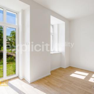 Prodej bytu 4+kk 98 m² Hostovlice