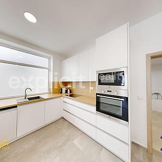 Pronájem bytu 2+kk 87 m&sup2; Zlín