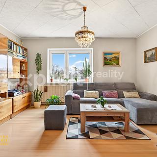 Prodej bytu 3+1 76 m² Bánov