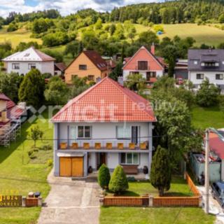 Prodej rodinného domu, 182m²