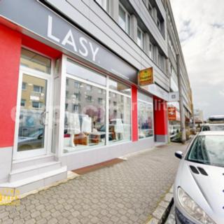 Pronájem obchodu 99 m² Zlín, Zarámí