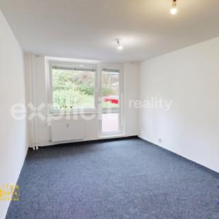 Pronájem bytu 1+1 32 m² Zlín, Družstevní