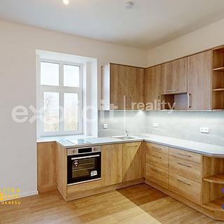 Pronájem bytu 2+kk 45 m² Hostovlice