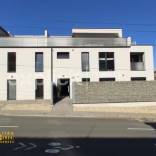 Pronájem bytu 2+kk 60 m² Zlín Příluky, Pančava
