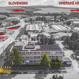 Prodej výrobního objektu 1 990 m² Uherský Brod, Vazová