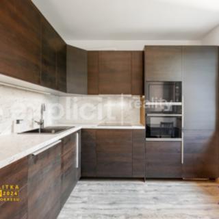 Prodej bytu 4+1 82 m² Zlín, Valachův žleb