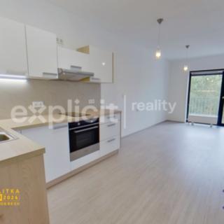 Pronájem bytu 1+kk, garsoniery 33 m² Zlín