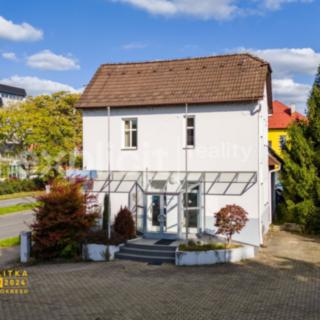 Prodej obchodu 142 m² Zlín, třída Tomáše Bati