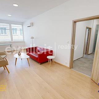 Pronájem bytu 2+kk 87 m² Zlín, Lešetín II
