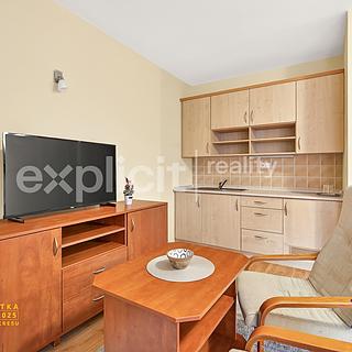 Prodej bytu 1+kk a garsoniéry 44 m² Luhačovice, Solné