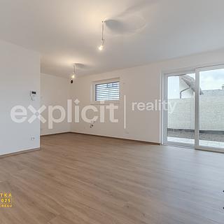 Prodej bytu 3+kk 81 m&sup2; Ostrožská Nová Ves