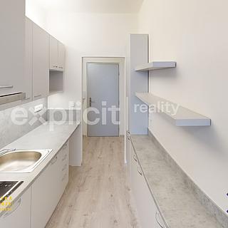 Pronájem bytu 1+kk, garsoniery 29 m&sup2; Zlín