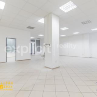 Pronájem obchodu 142 m² Uherský Brod, Bří Lužů