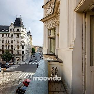 Prodej bytu 4+1 126 m² Praha