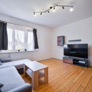 Prodej bytu 2+1 63 m² Cheb, Vilová
