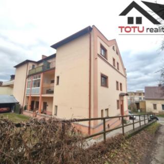 Prodej bytu 2+kk 50 m² Jaroměř Pražské Předměstí, Národní
