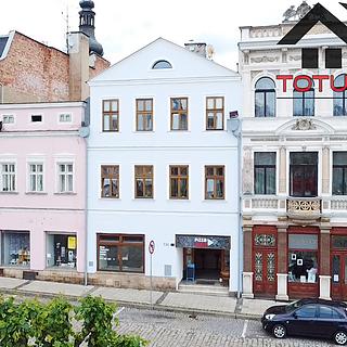 Prodej rodinného domu 500 m² Broumov, Mírové náměstí