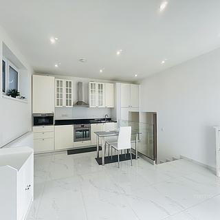 Pronájem bytu 2+kk 55 m² Veselí nad Moravou, Moravní