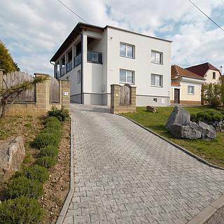 Prodej rodinného domu 270 m² Žeravice